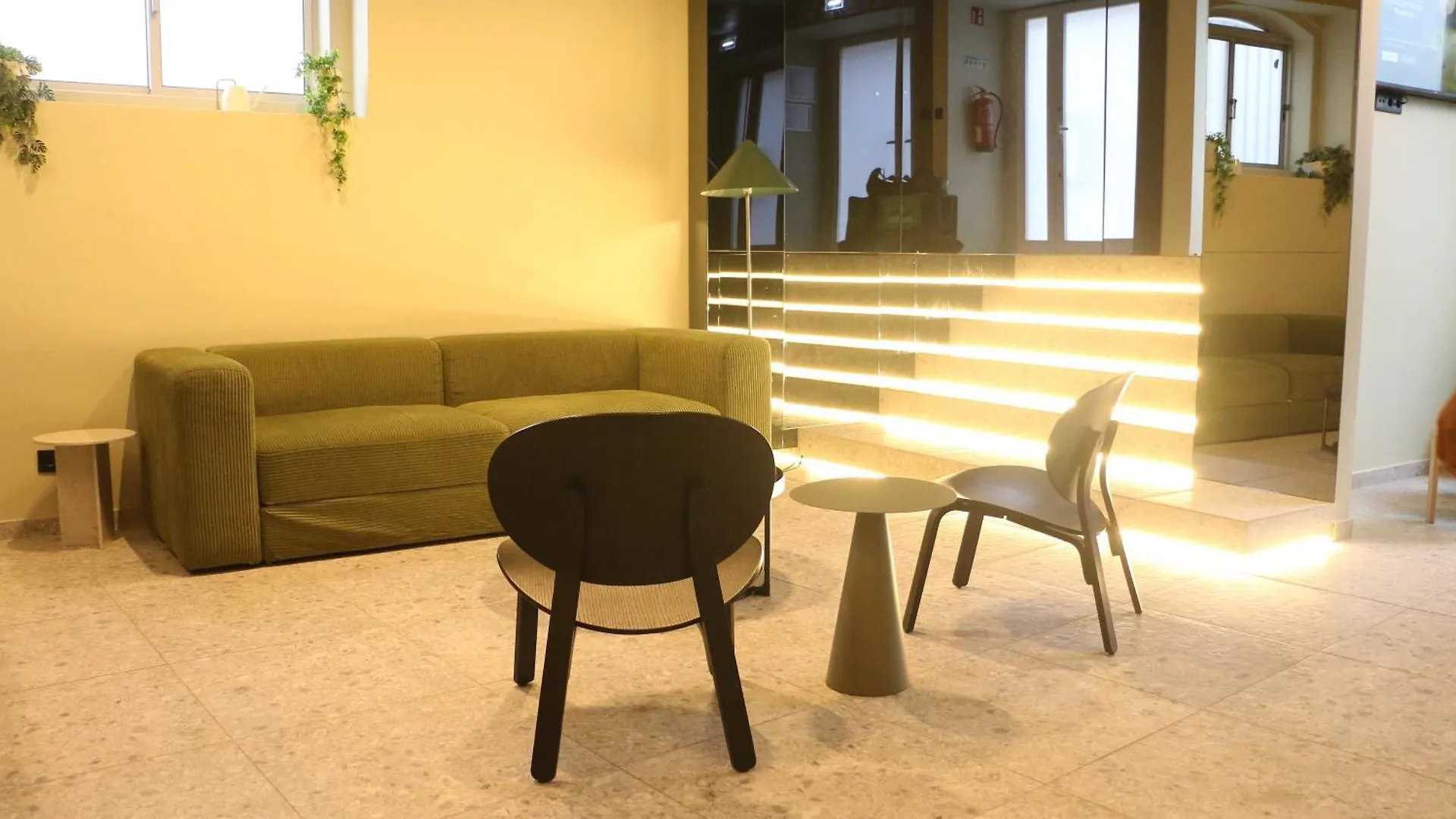 Gspot Hostels & Love Triangles Pizzeria Lisbon